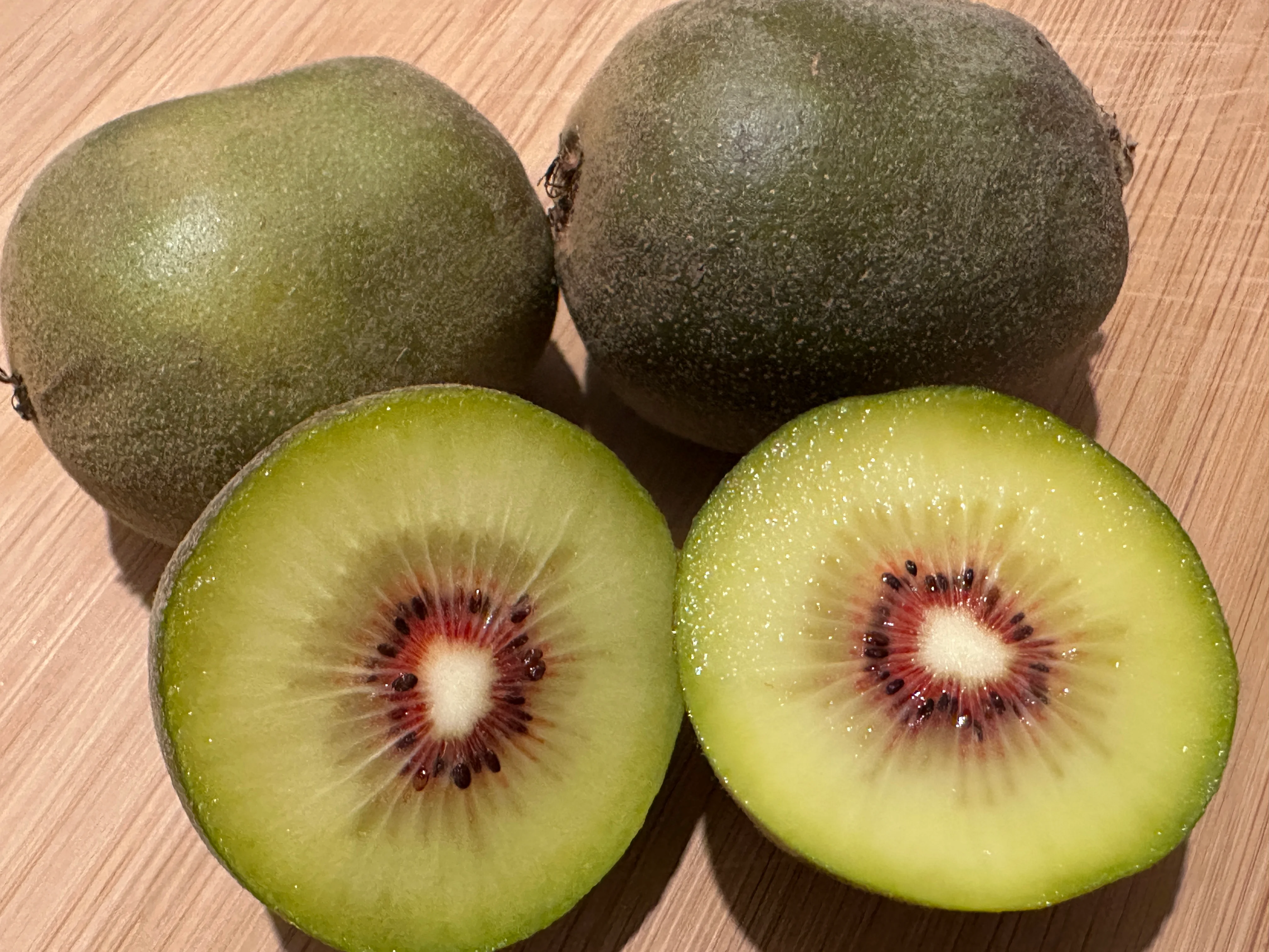 Kiwi roșu